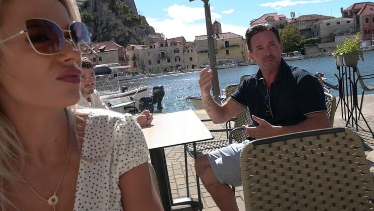 Perfect Tits and Asses: Candee Licious & Shalina Devine