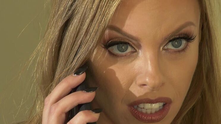 Blonde Bombshell Britney Amber Fucks Rion King Hard