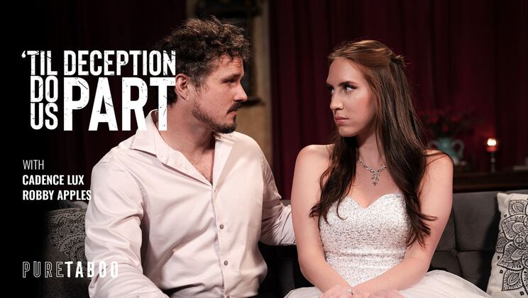 Brunette Cadence Lux Gives Blowjob And Takes Cumshot