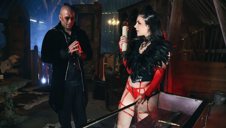 Evermore Episode 3: Valentina Nappi's Gagging on Xander Corvus' Cock