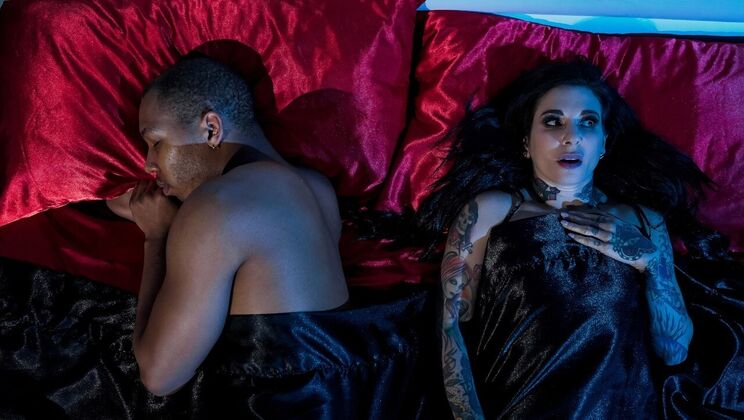 Bathroom sex with feet fetish and soapy shower action