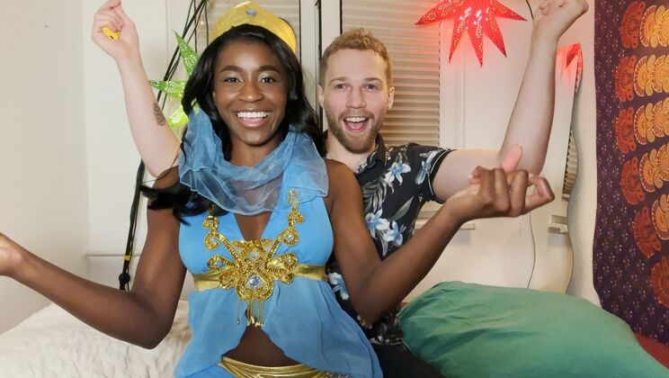 Nicole & Jonte: Genie In A Mocha Breast Kissing