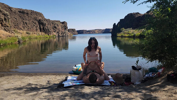 Mermaid In The USA Rey Storm Ball Sucking Moaning
