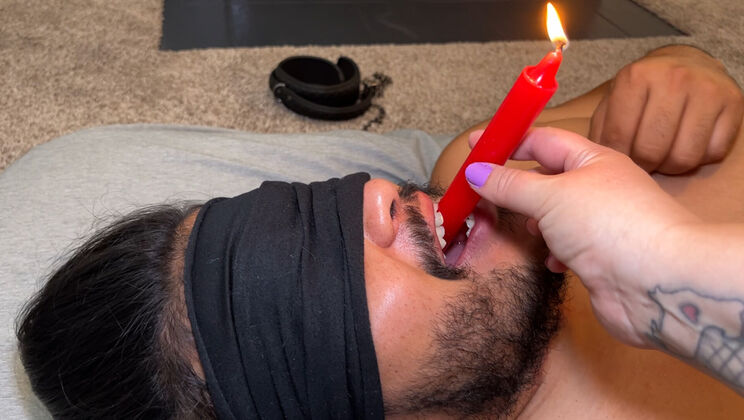 Slice Gets Handjob From Toni in POV